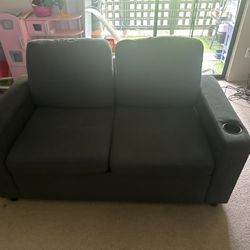 Free Couch 