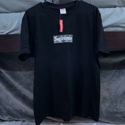 Y-Shirt Supreme 