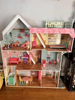 Doll House- Barbie House