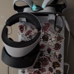 Ps5 With 2 Controllers And Vr2 Virtual Reality. 