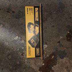2 Dewalt 5 Amp Batteries And Charger