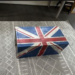 🏴󠁧󠁢󠁥󠁮󠁧󠁿 ENGLISH FLAG UNION JACK ANTIQUE TRUNK DECOR// Coffee Table 