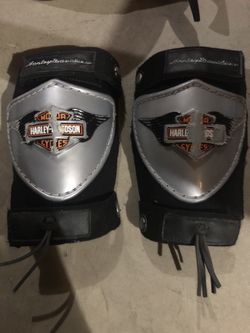 Harley Davidson knee pads medium