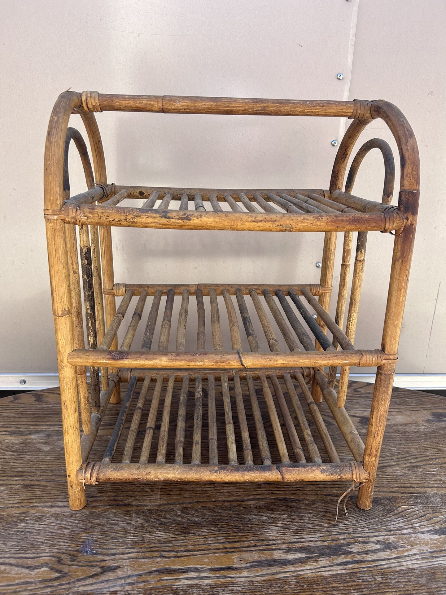 Little Vintage Wooden Bamboo RaShelf