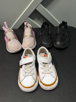 Nike Toddler Sneakers  (Size 7)