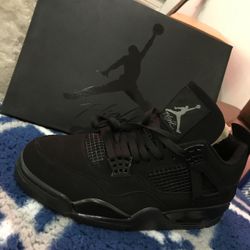 Jordan Retro “ BLACK 🐈‍⬛ CAT  4” 