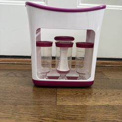 Infantino Squeeze Station