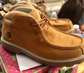 Like new men’s Timberlands sz 12 $75 puo