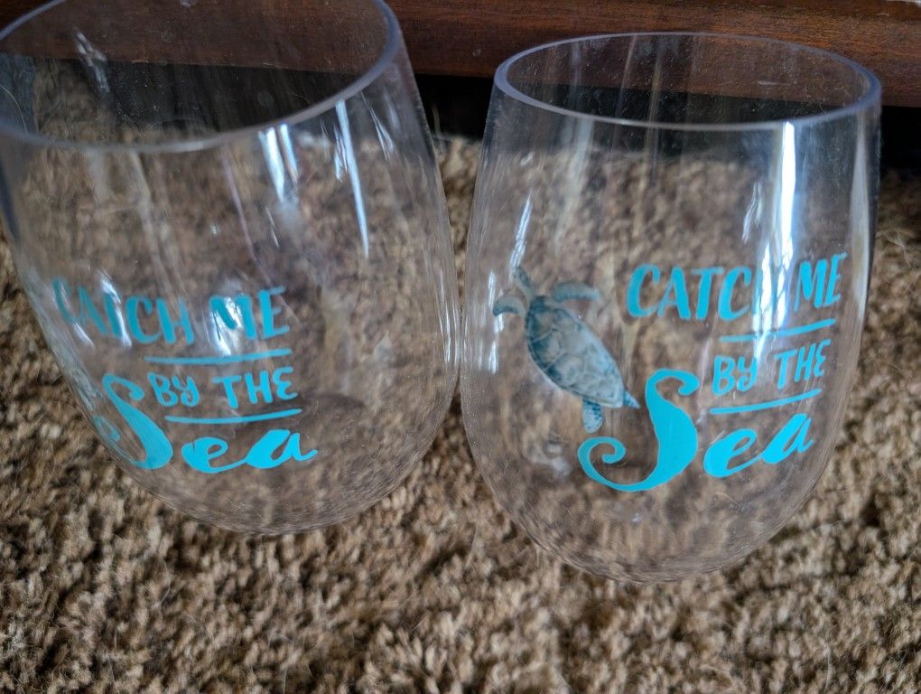 Brand New Set Of 2 Plastic Wine Glasses (Stemless)