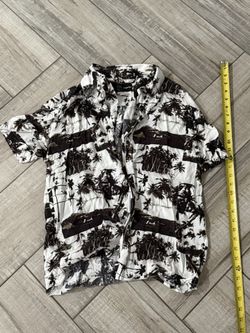 White Hawaiin Button Up Shirt Men’s Medium