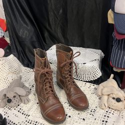 Steve Madden Women’s Brown Leather Combat Boots 