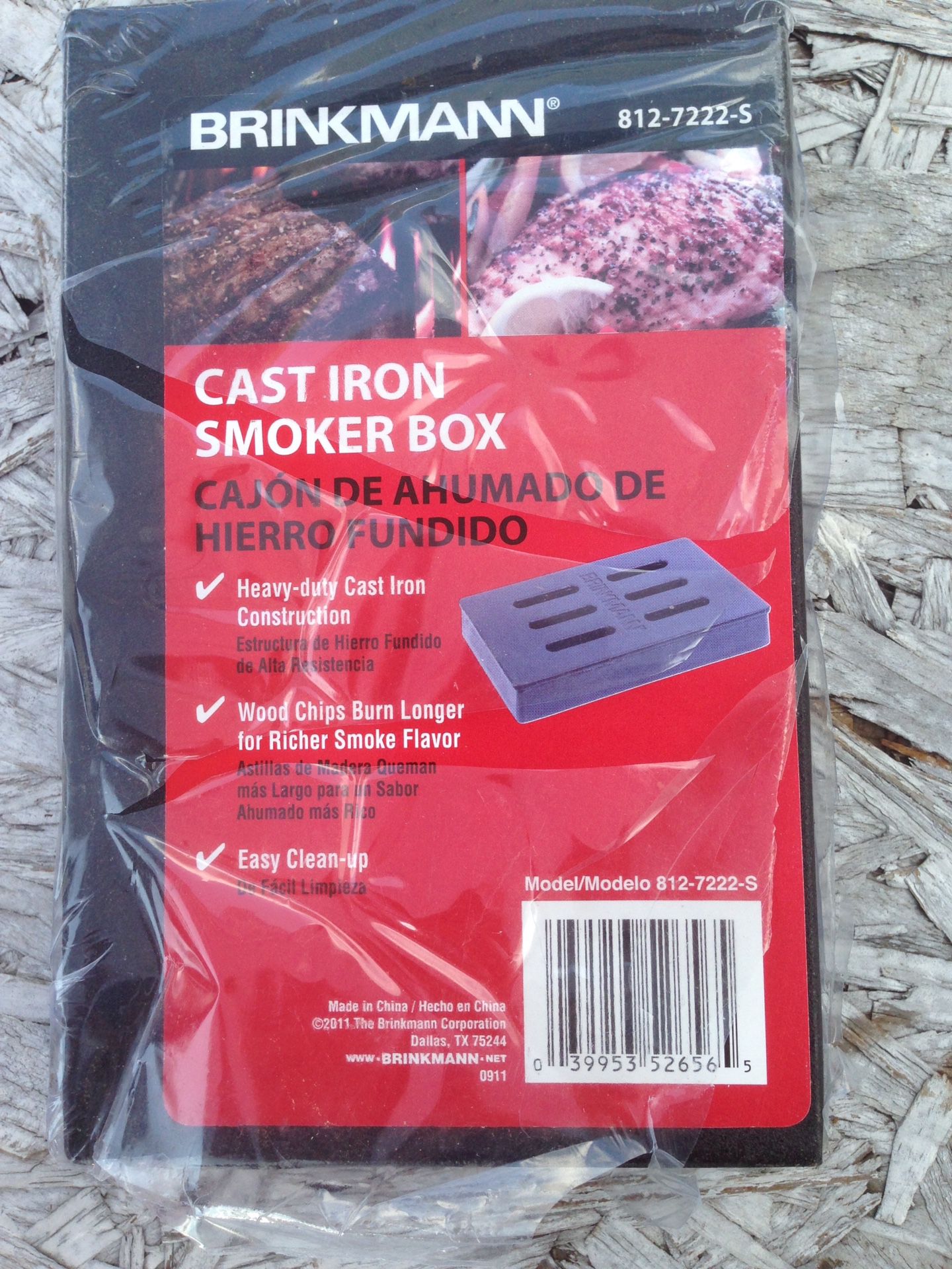 BRINKMANN Cast Iron Barbecue BBQ Smoker Box New