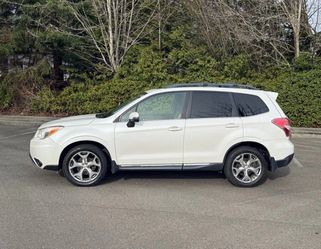 Subaru Forester/ Clean! All-Wheel Drive