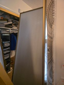 mirror closet sliding doors from the 70s