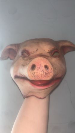 Pig mask