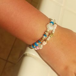 Jetts Blue and Pink and Gold and Pearl Clay Beaded Bracelet