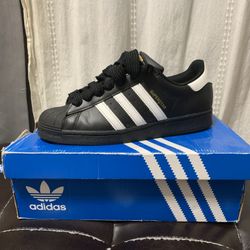 Adidas super stars