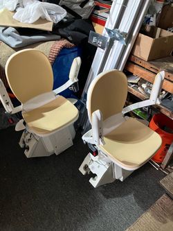 Acorn  130 chair track rail remote Steps stairs, lift  stairlift chairlift