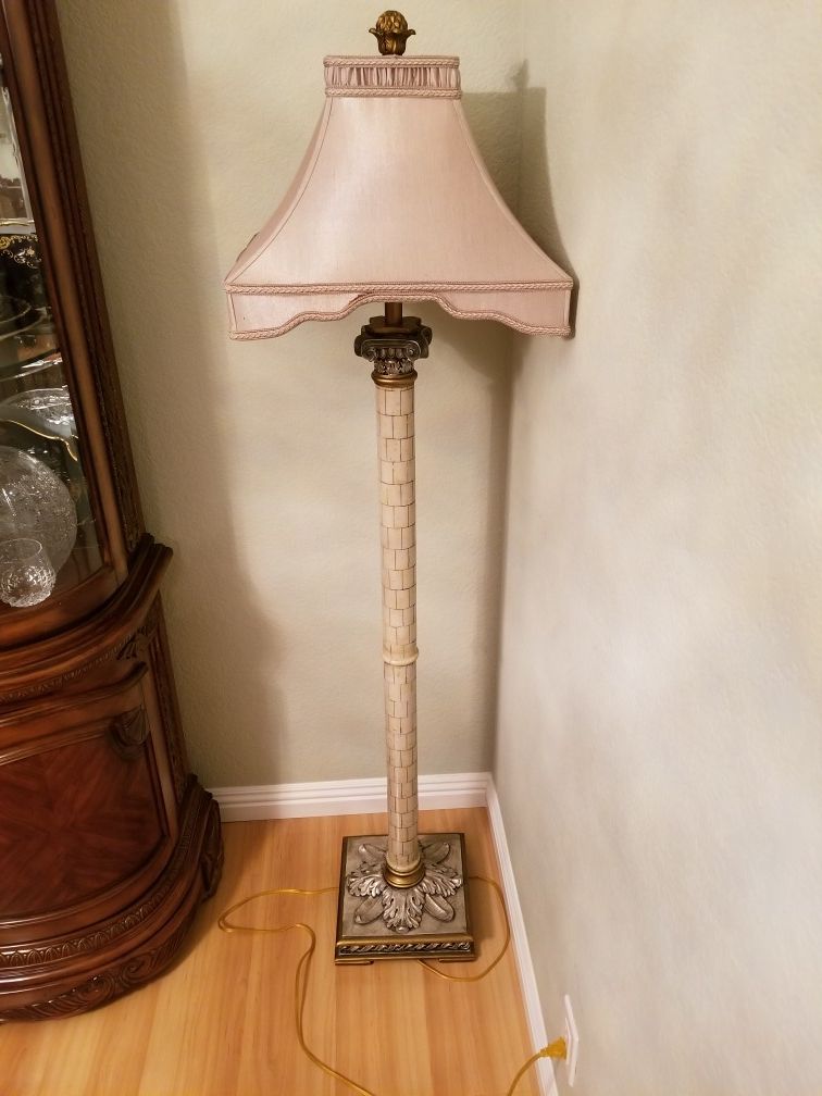 Vintage Victorian Lamp
