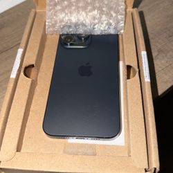 iPhone 15 Pro Max (256GB)
