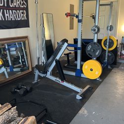 420 Lbs Free weights + Squat rack/Bars/Benches (Home Gym)