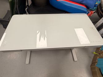 Tresanti Adjustable Height Sit/Stand Tech Desk