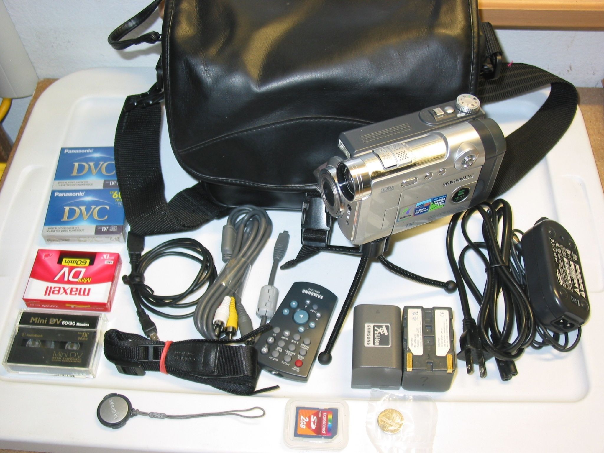 RARE Samsung SC-D6550 MiniDV Tape Video Camcorder 5.0 MP Camera & Cassette Playback Player