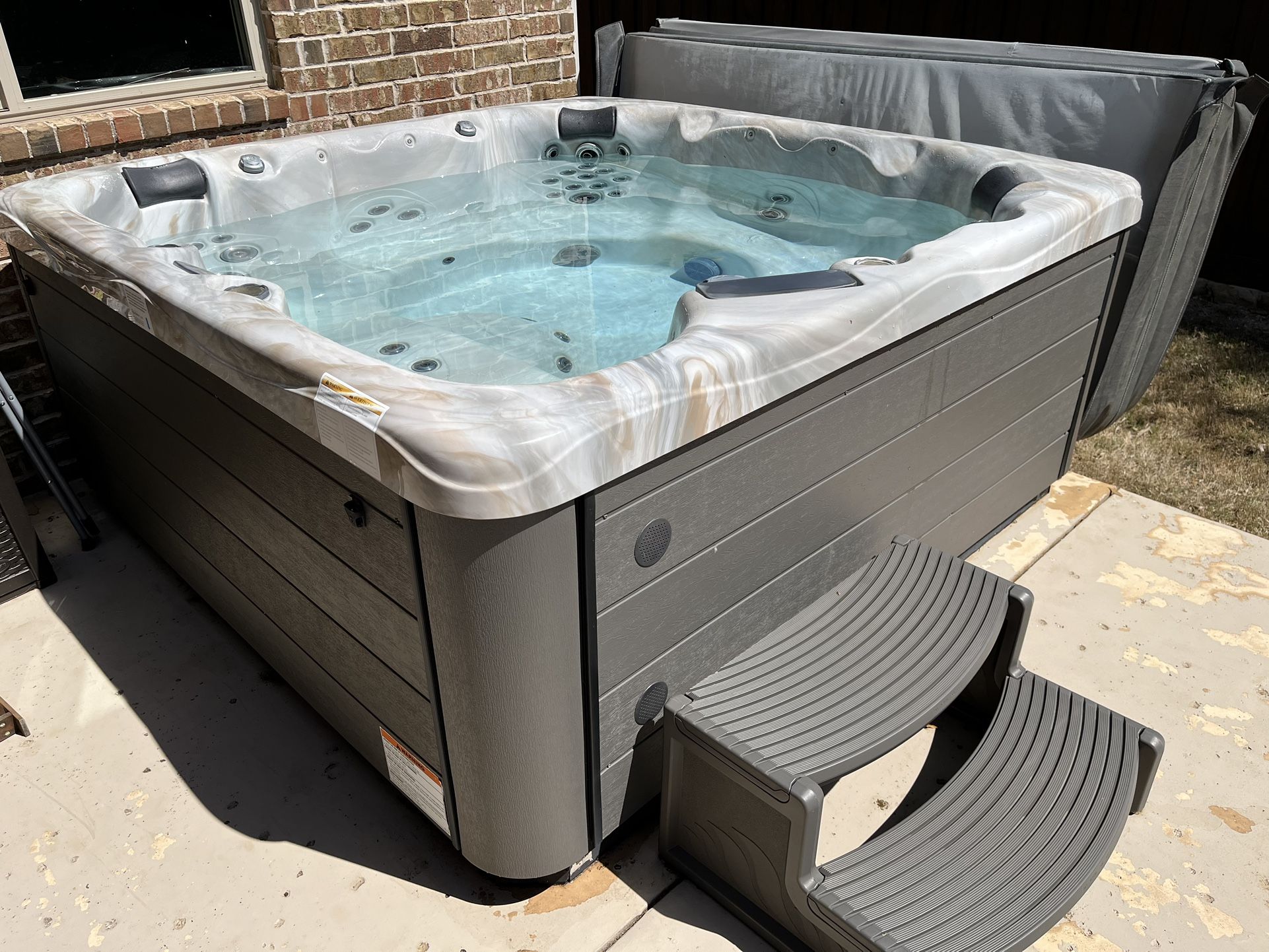 Excellent Condition!! Master Spa Clarity Balance 7 Hot Tub