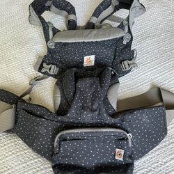Ergobaby Carrier