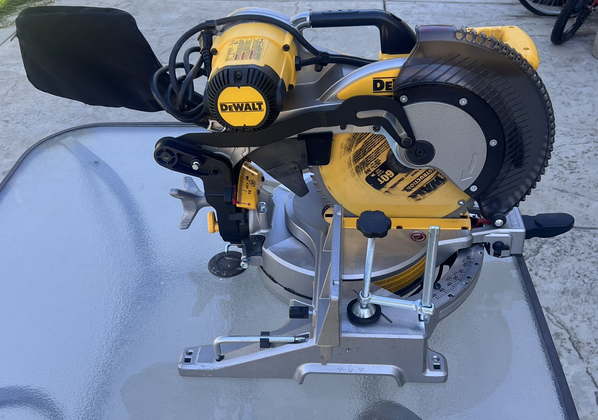 15 Amp Corded 12 in. Compound Double Bevel Miter Saw