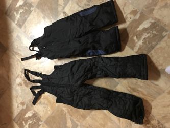 3 T and 4 T snow pants $5 Each