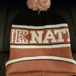 PINK Victoria's Secret Knit Pom-Pom Beanie Gray & Pink EXCELLENT USED CONDITION NO MAJOR DEFECTS LITTLE TO NO SIGNS OF WEAR FROM A NON-SMOKING AND PET