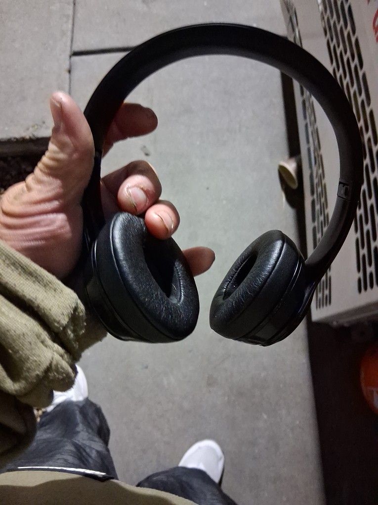 Beats Solo 3 Headphones