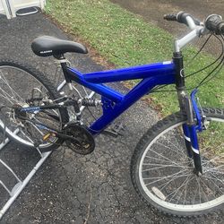 Magna Mountain Bike suspension Racing  26” Blue Bike / Bicycle