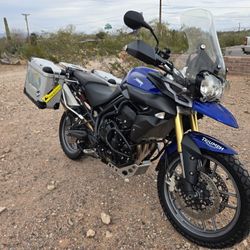 2013 Triumph Tiger 800 with many extras $5500