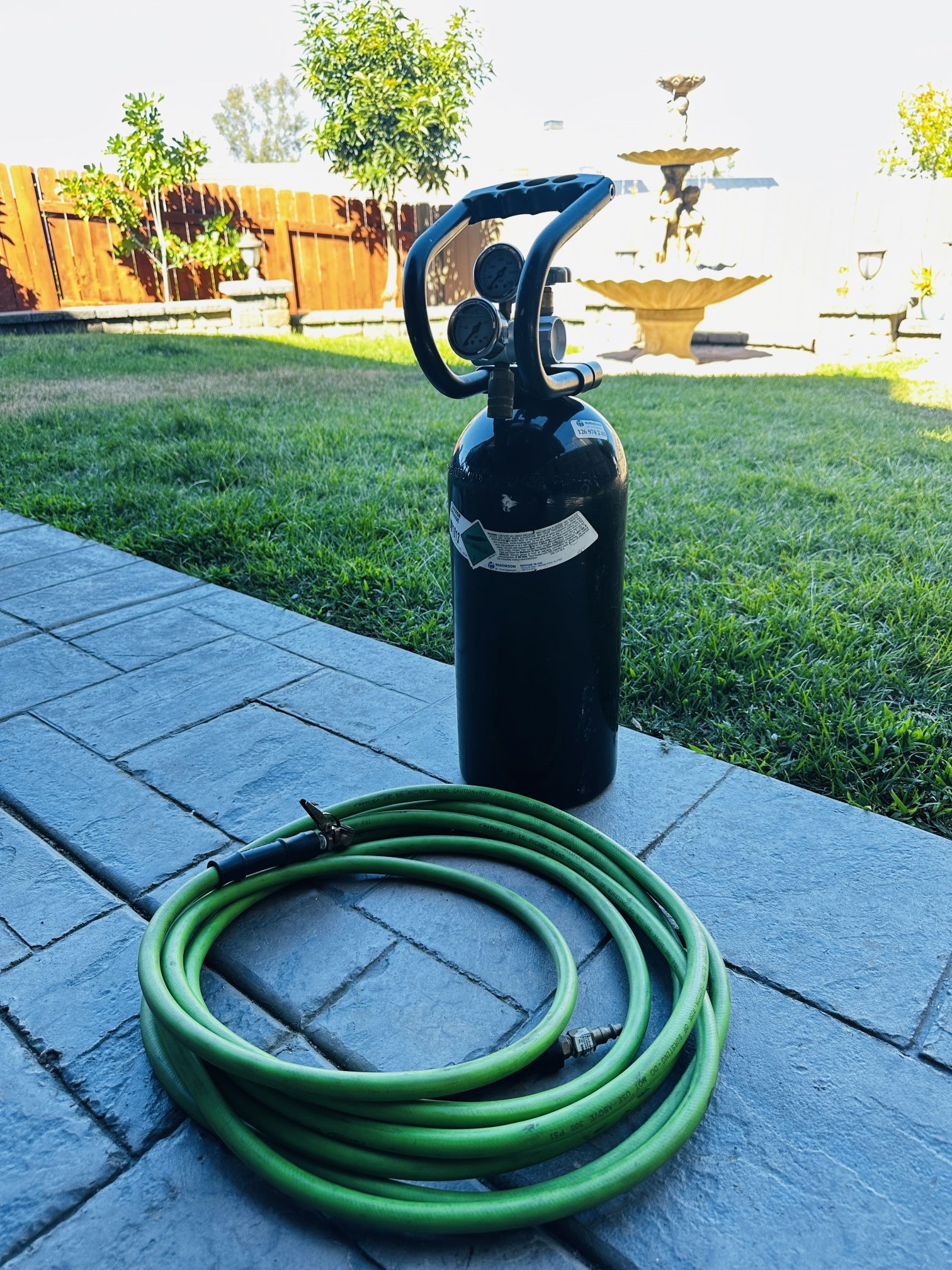 Co2 tank for off-roading 