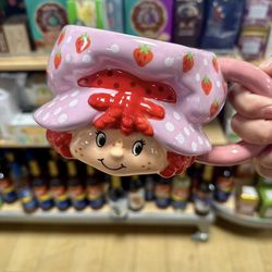 NEW STRAWBERRY SHORTCAKE MUG- FIRM PRICE
