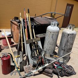 Tar Kettle W/roofing Tools And Propane Tank 