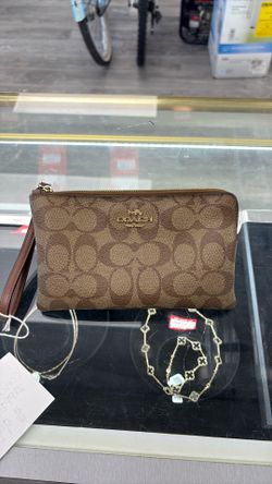 Coach zipper wallet