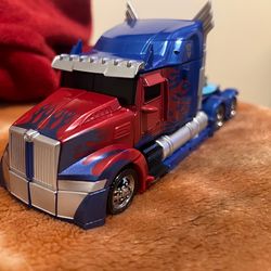 Tranformers The last Knight Optimus Prime
