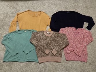 Sweater Bundle S/M