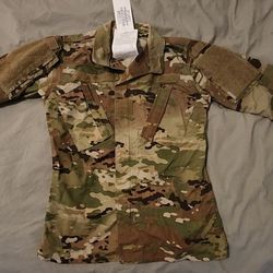 Female OCP Jacket Size 30R