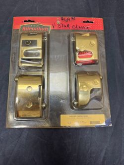 Kuryakyn 9114 Handlebar Control Cover Yamaha V-Star 1100 Classic Silverado NOS