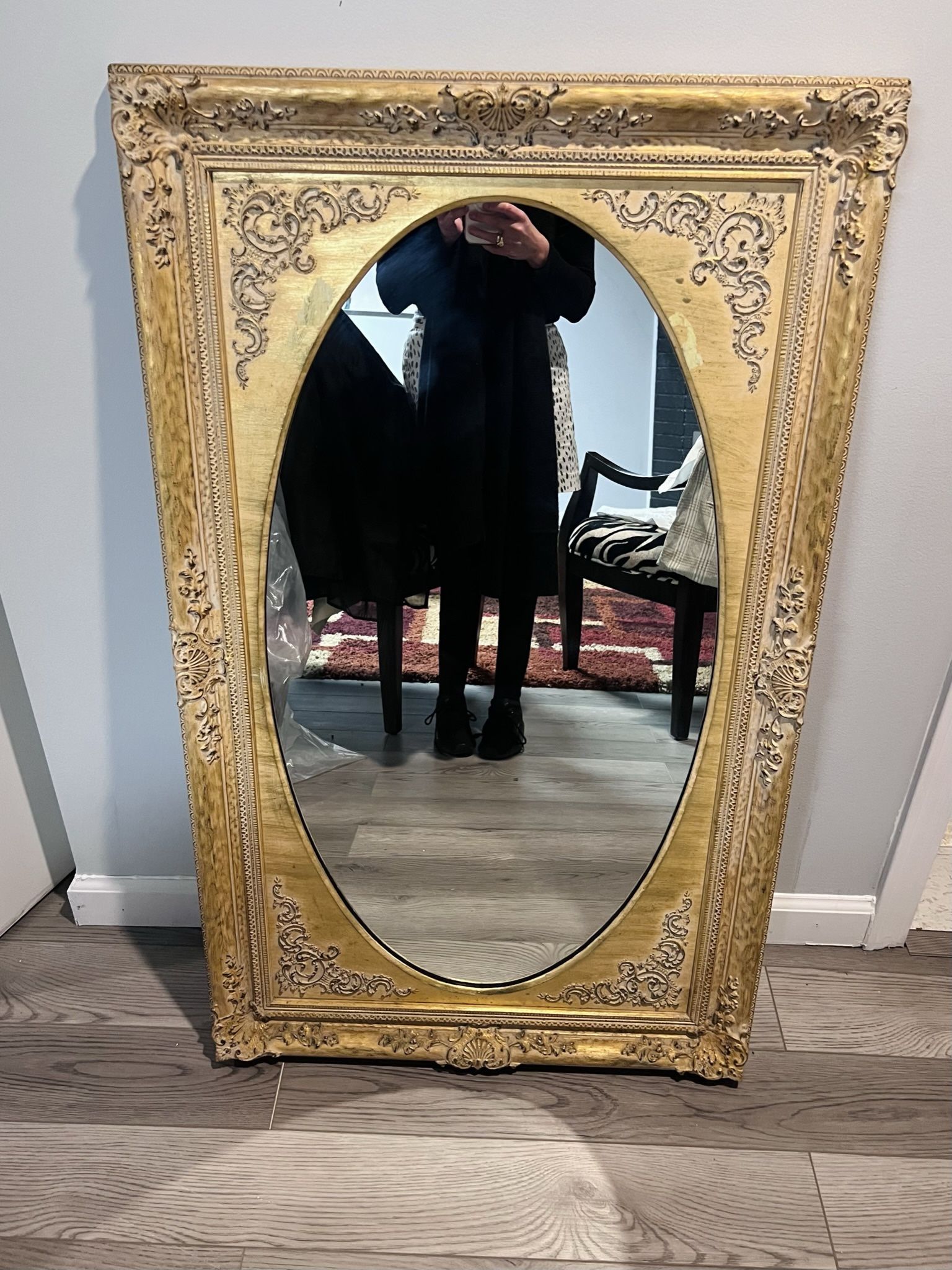 Early 20th Century Gilded Oval Mirror Within A Rectangular Frame 20x36 High Quality Framing