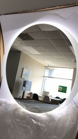 LED Lighted Round Mirror 