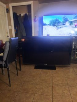 72 inch sharp tv aquos
