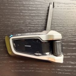 Cardo Packtalk Bold (1 of 2)