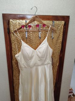 Women's dress for special events
