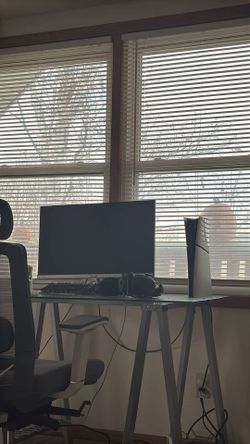 ASUS 31.5 Gaming Monitor