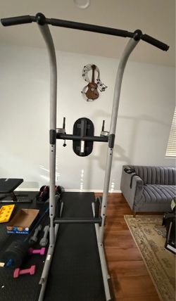 Pull-Up & Dip Power Tower / Home Gym Station